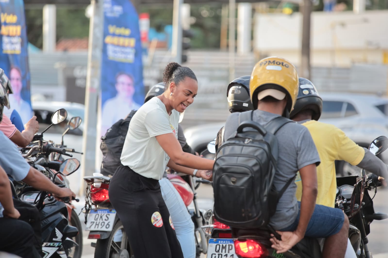 Francisco Gualberto em atividade de campanha em Sergipe — foto 1